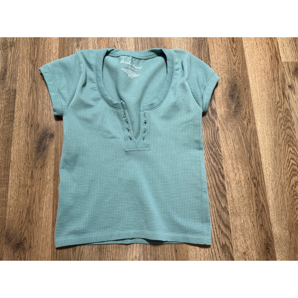 Derek Heart Henley Top Women M Green Juniors Waffle Knit Short Sleeve Excellent